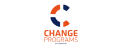 Logo Change Programs Copastur composto por seu elemento visual em forma de "C" e a nomenclatura "Change Programs" em laranja.